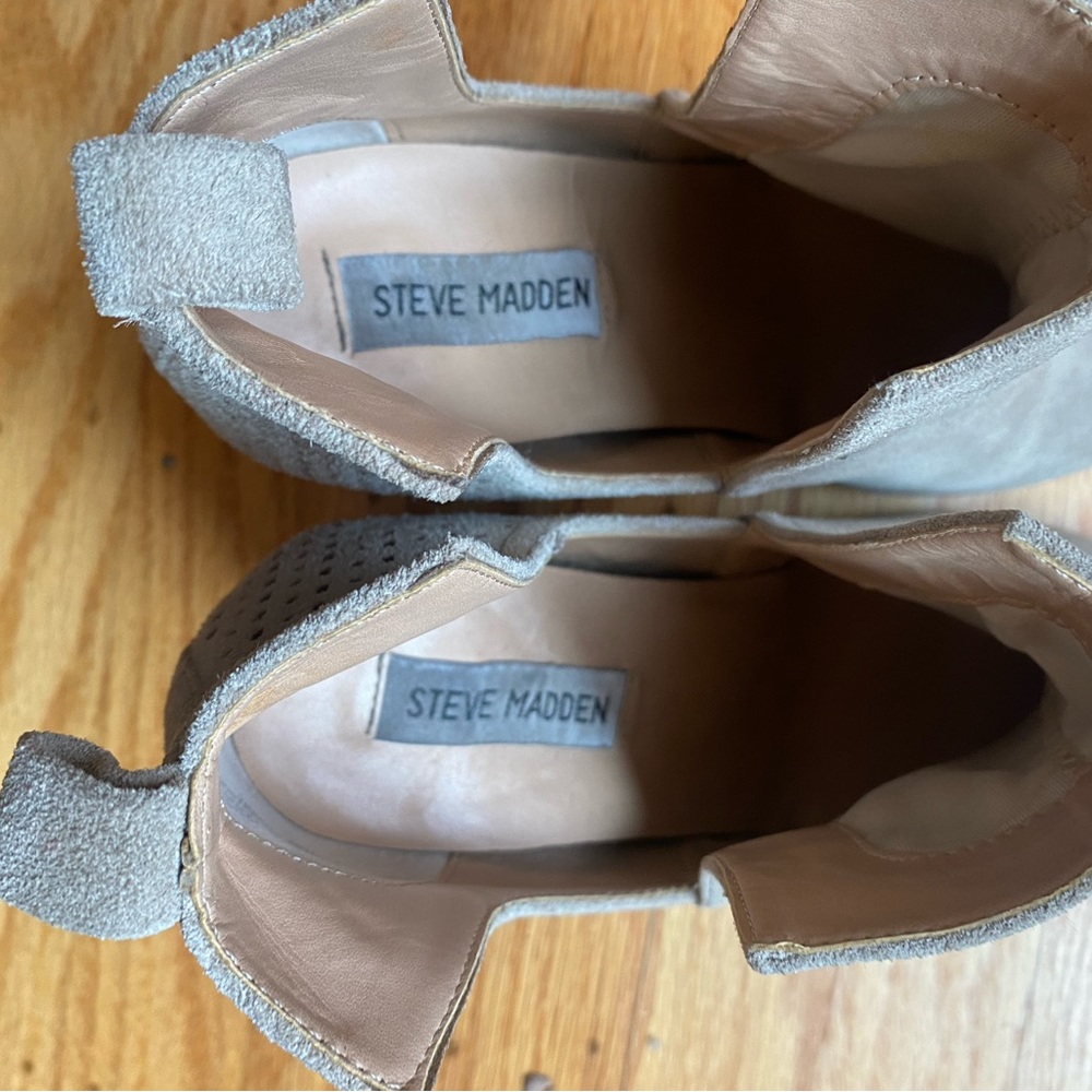 Steve Madden Cut Out Booties - Picture 2 of 2